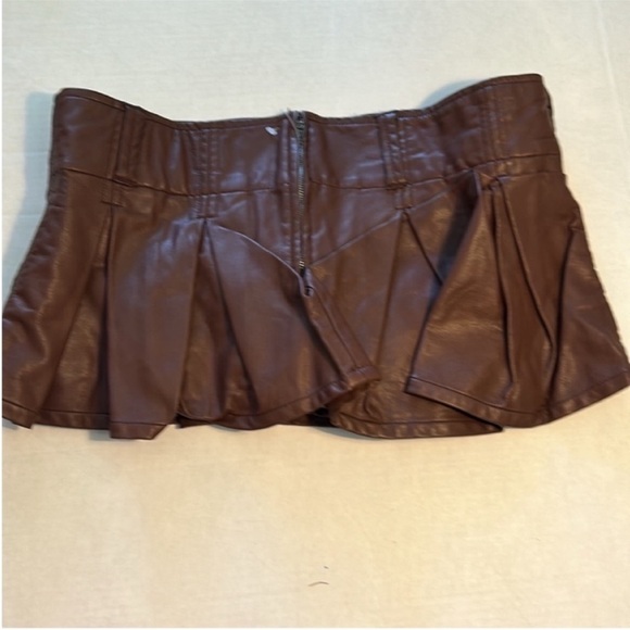 Free People 12 Skort Vegan Leather Pleated Micro Mini Skort Someday skirt brown - Picture 5 of 8